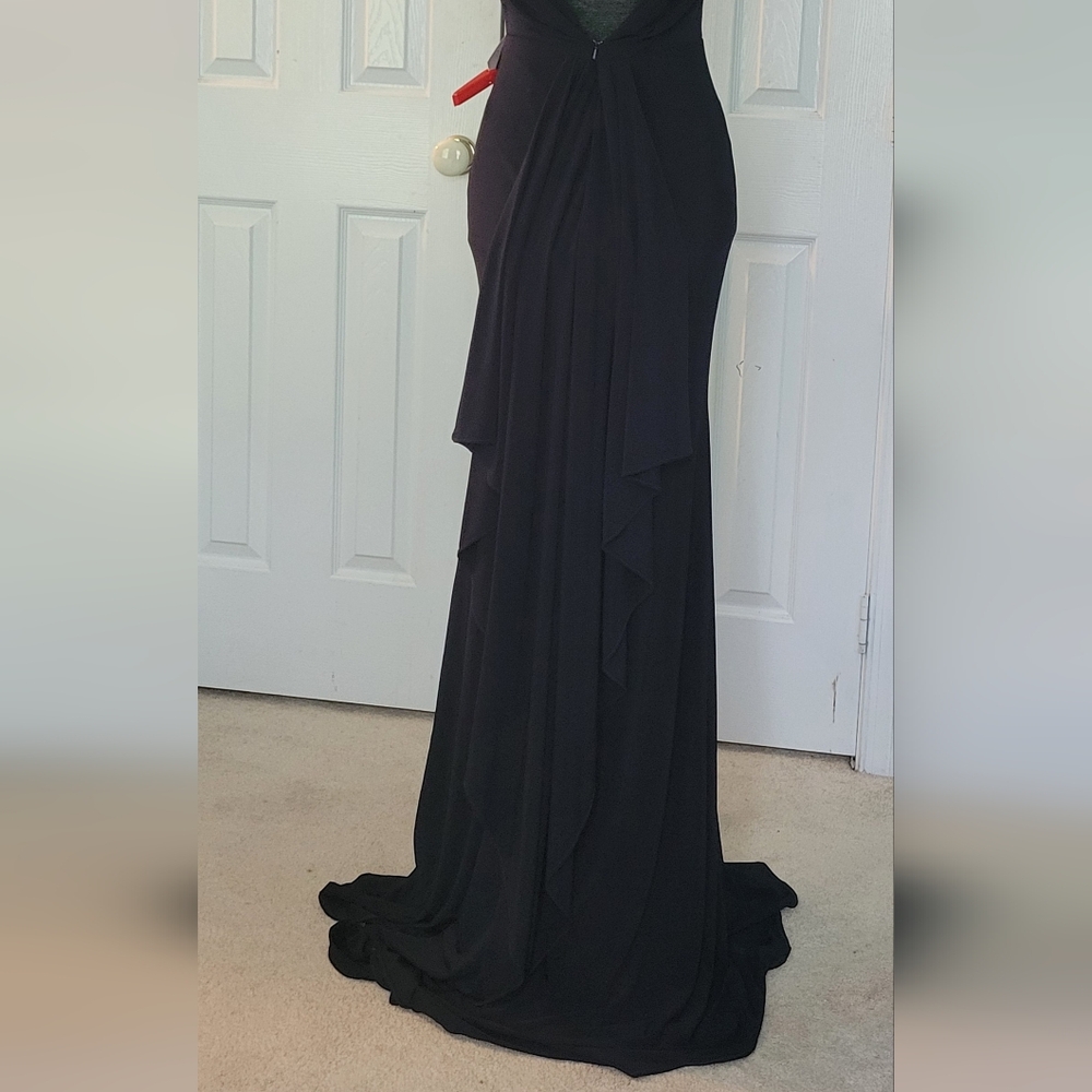 Black Mac Duggal Ieena Sleeveless v neck jersey gown size 2 - Picture 9 of 13